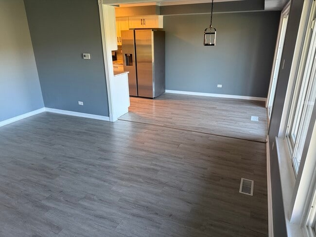 Photo - 1319 Kingsbury Dr