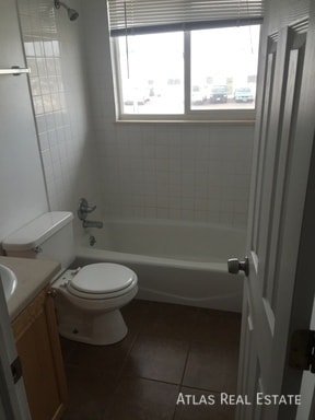 Photo - 920 Bishop Ct Unit A