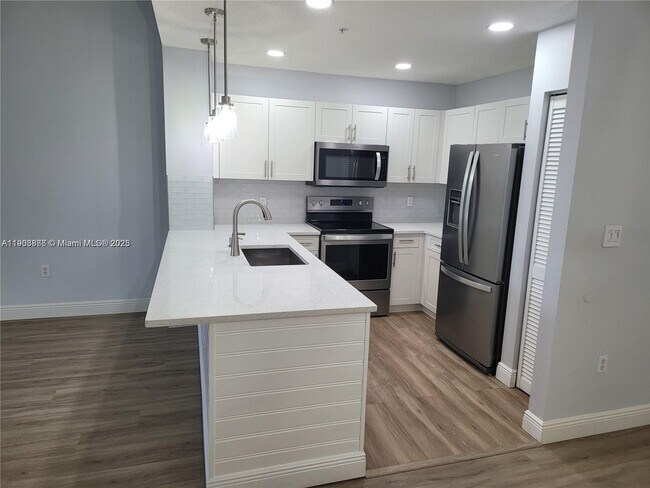 Photo - 4440 NW 107th Ave Unidad 304-7