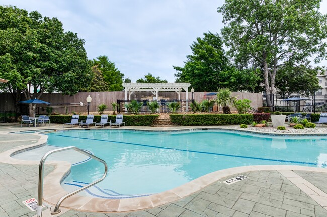 Resort Style Swimming Pool