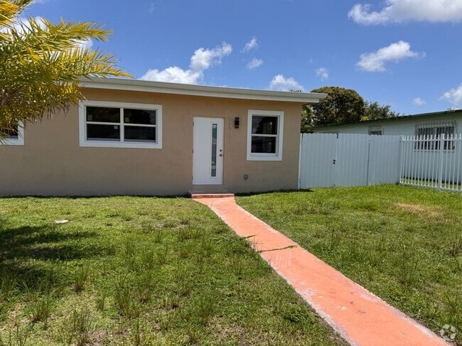 Building Photo - 26517 SW 138th Ct Rental