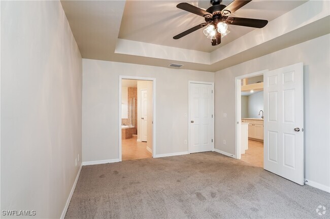 Building Photo - 1100 NW 21st Ave Rental