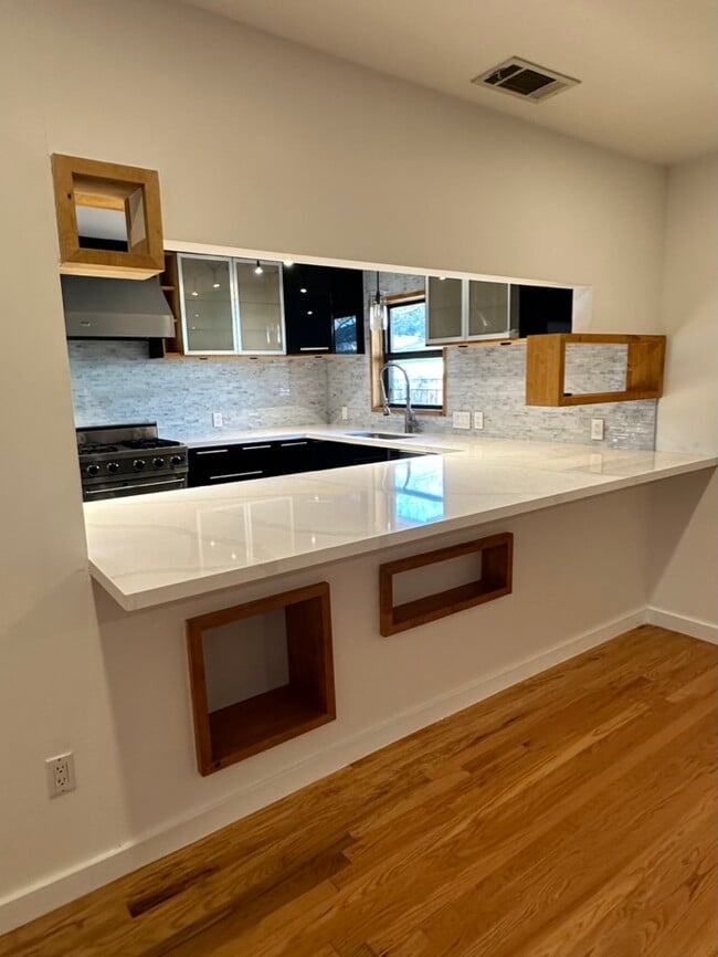 Photo - 7326 Lehigh Dr