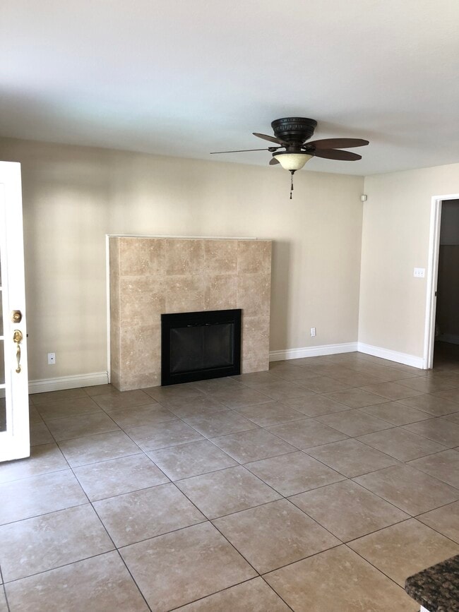 sala de estar - 3912 Gagos Dr