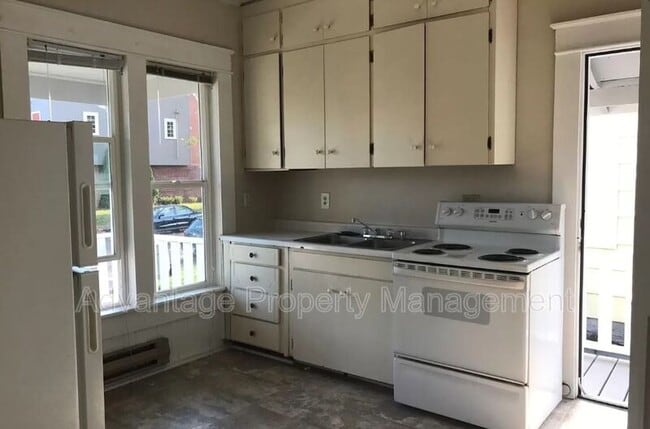 Photo - 230 NW 13th St