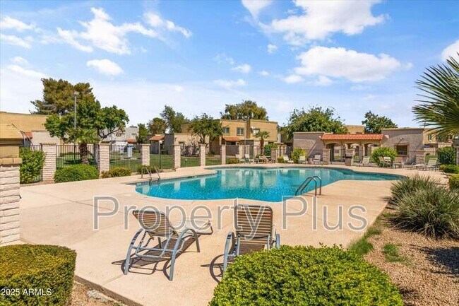 Photo - 6810 S Snyder Ln