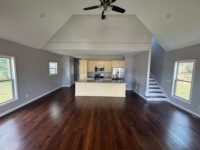 Photo - 206 Cherokee Dr