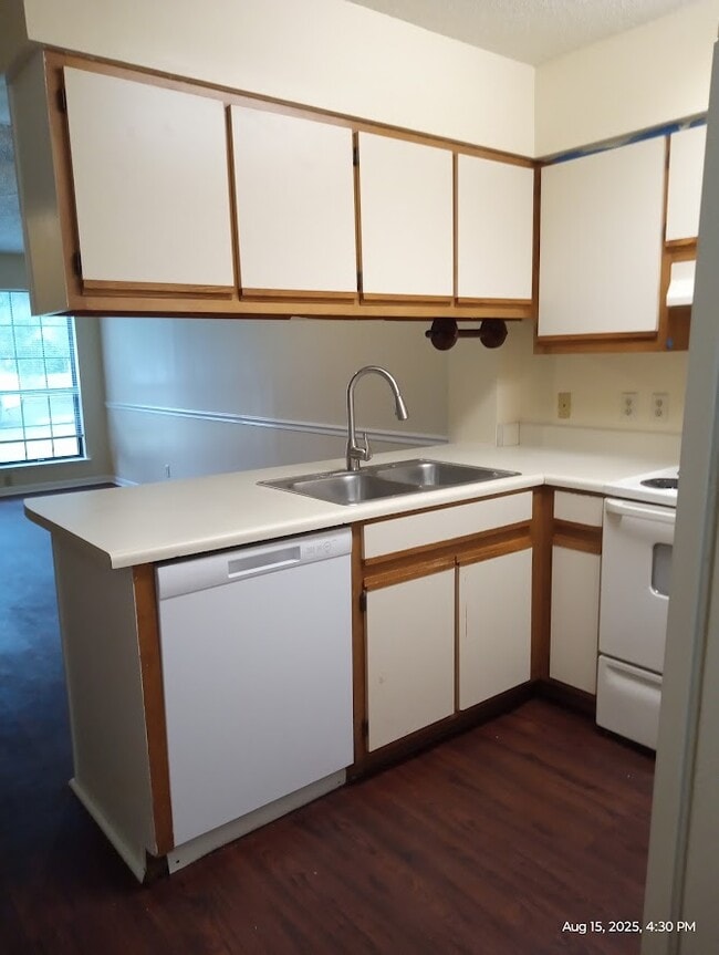 Cocina - 2929 Spring St