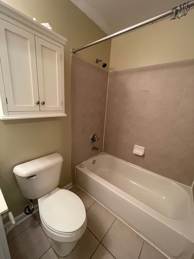 Photo - 07-204 Fattouh Unit 07-204 - B