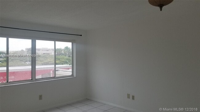 Photo - 14850 Naranja Lakes Blvd Unit B2R