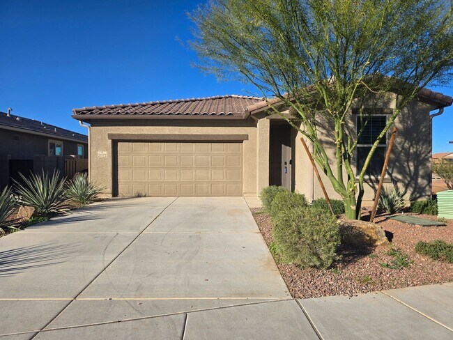 Photo - 3 Bedroom/ 2 Bath Red Rock Oasis