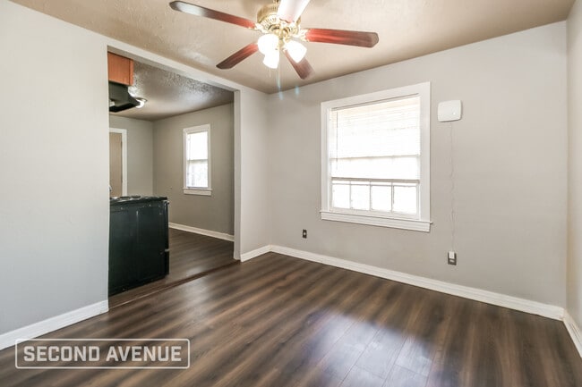 Photo - 2008 NE 30th St