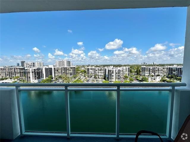 Building Photo - 3000 S Ocean Dr Unit 1208 Rental