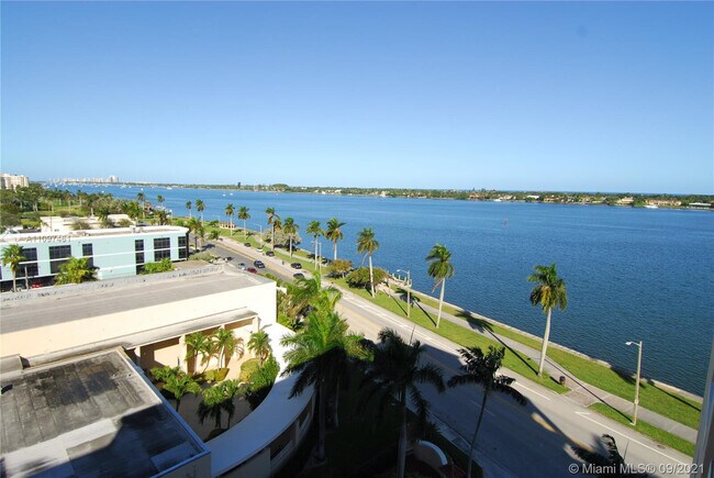 Photo - 1801 N Flagler Dr Unidad 938