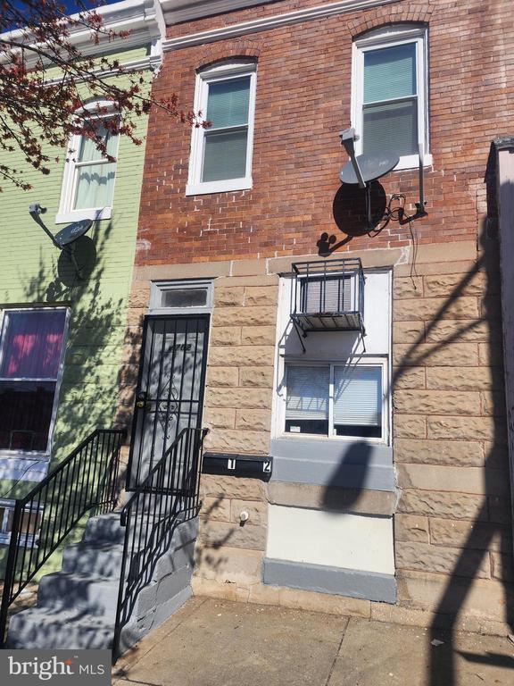 Building Photo - 2702 Wilkens Ave Rental