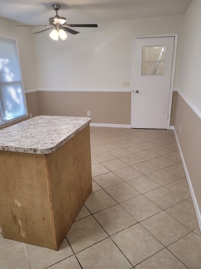 Photo - 3986 Sunny Lane Dr
