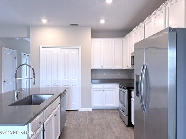 Photo - 12835 Josslyn Ln