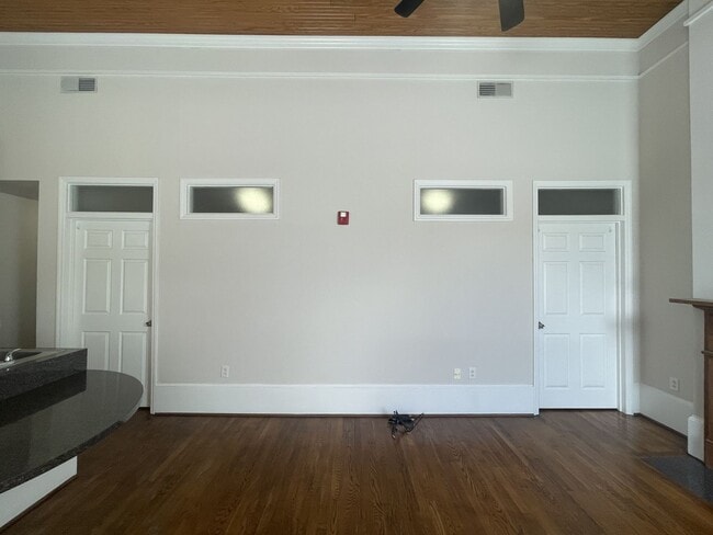 Photo - 470 Poplar St Unit 202