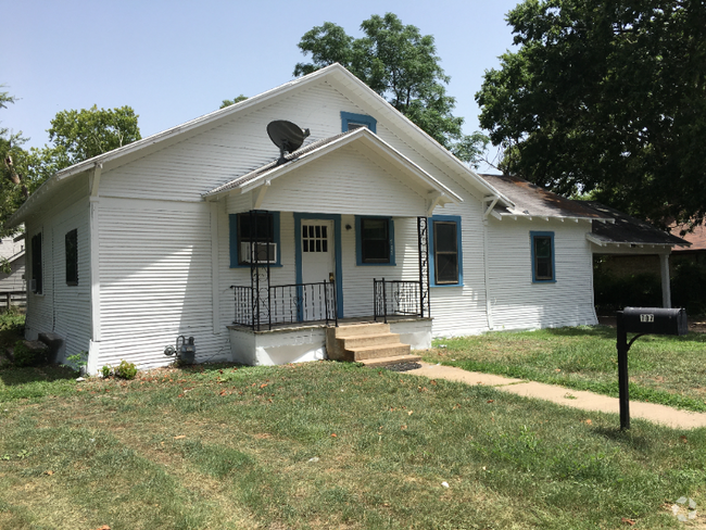 Building Photo - 707 N Lamar Ave Rental