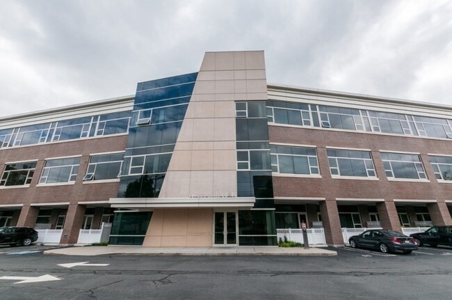 Photo - 290 Pleasant St Unit 208