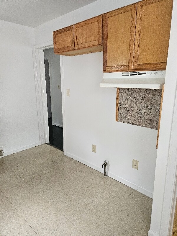 Photo - 11521 Brush St