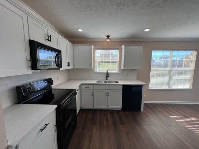 Photo - Beautifully updated 3 BR 2 Bath Home in La...