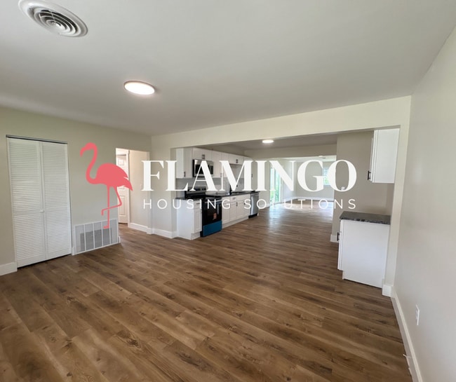 24 Rowland Dr