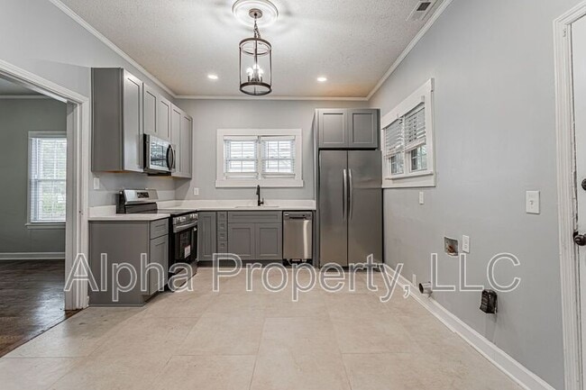 Photo - 56 Hutchins St