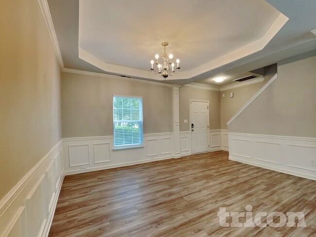 Photo - 1129 Hawick Dr