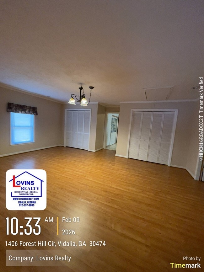 Photo - 1406 Forest Hill Cir