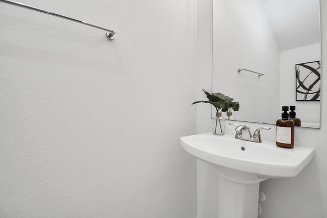 Photo - 8109 Ethel St