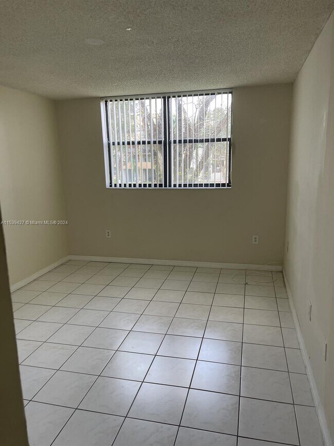 8002-sw-149th-ave-condo-unit-b211-condo-for-rent-in-miami-fl