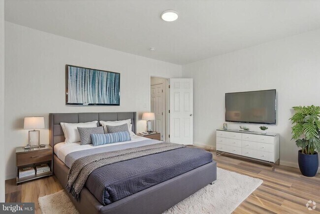 Building Photo - 1404 N 54th St Rental