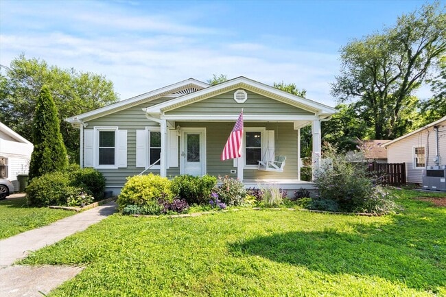 Great location in Five Points Area! - Great location in Five Points Area! House