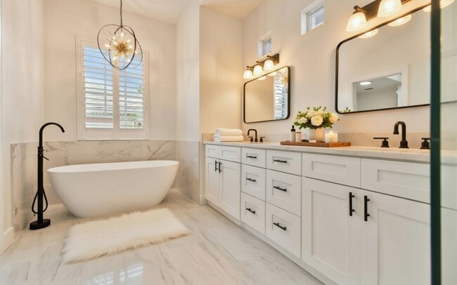 Photo - 13792 Long Lake Ln