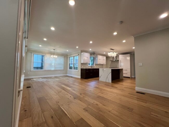 20 Winslow Rd Unit 1