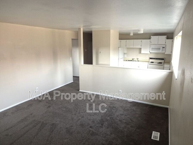 Building Photo - 4154 W 3280 S Unit 01