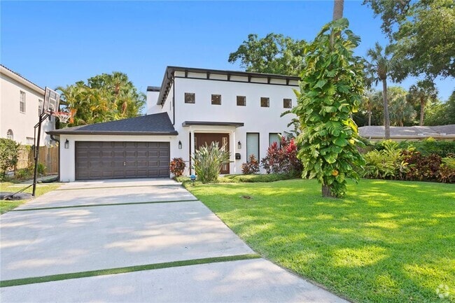 Building Photo - 4308 W Beach Park Dr Rental