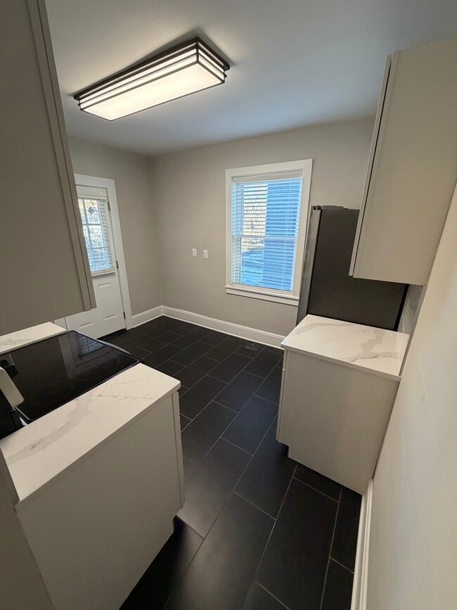 Photo - 2544 Williams Ave Unit 1