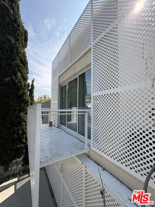 Photo - 444 W Avenue 37