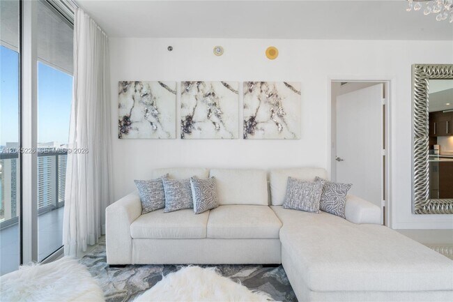475 Brickell Ave Unit 4315