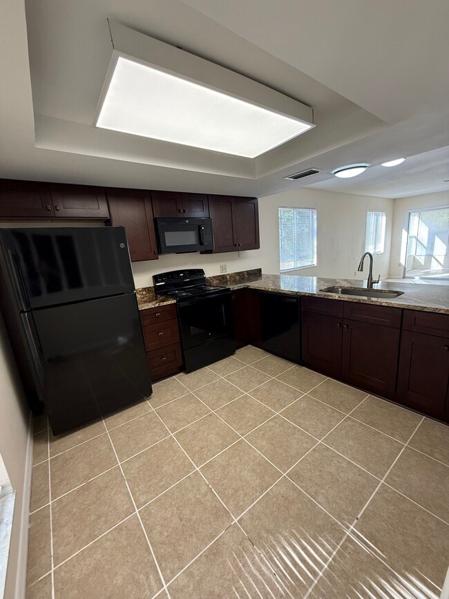 Photo - 2120 Corbin Pl