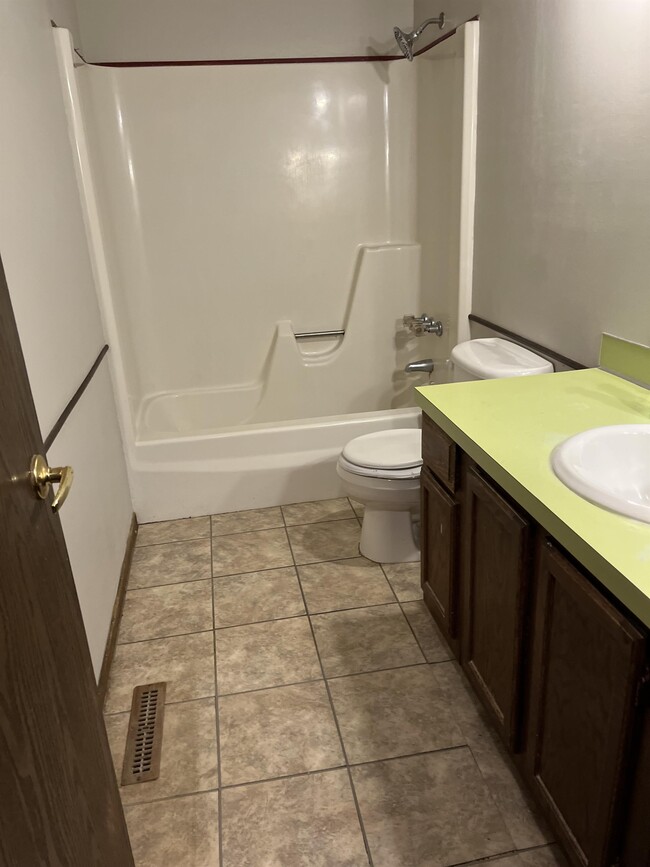 Photo - 1319 E Ingals Ave