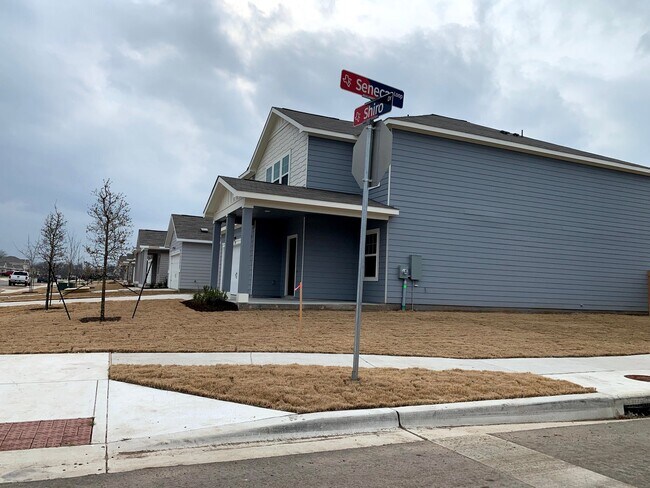 Photo - 178 Shiro Dr