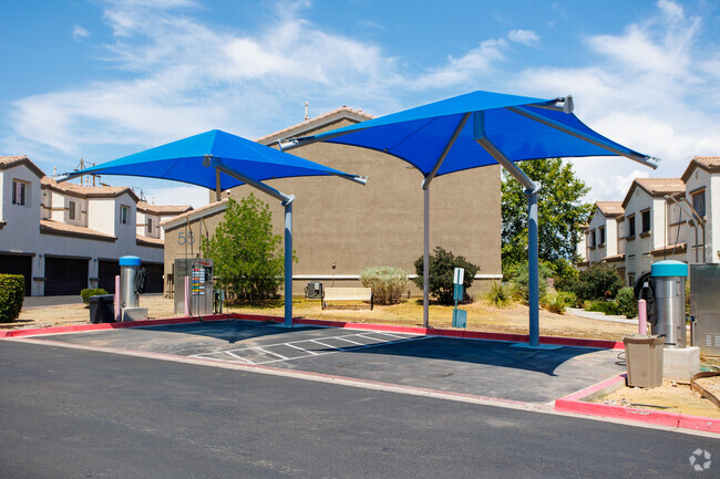 Car Wash - Diamond Mesa Townhomes