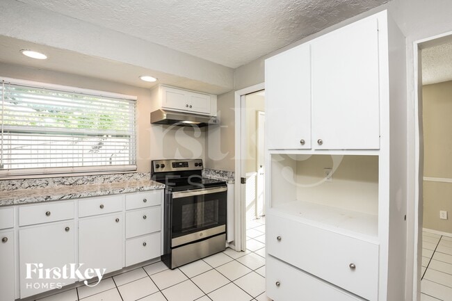 Photo - 3105 Barna Ave