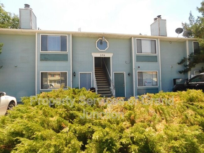 Building Photo - 570 Dawn Ct Unit 3