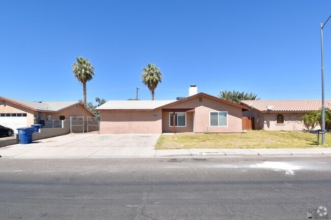 Building Photo - 2878 S 18th Ave Rental