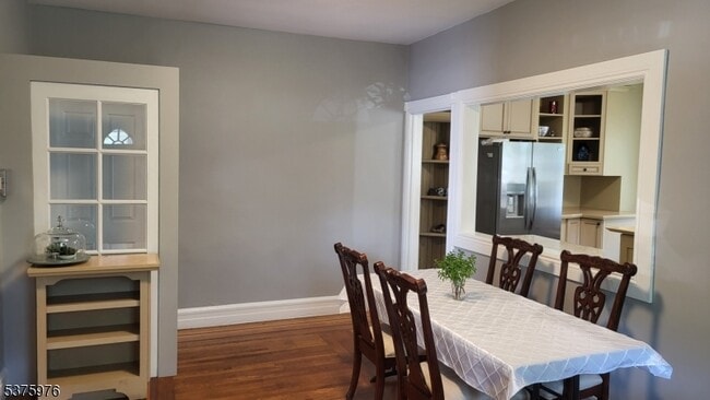 Building Photo - 157 E Blackwell St Unit 1 Rental