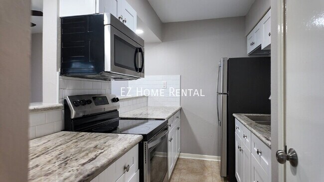 Photo - 2102 5th Ave N